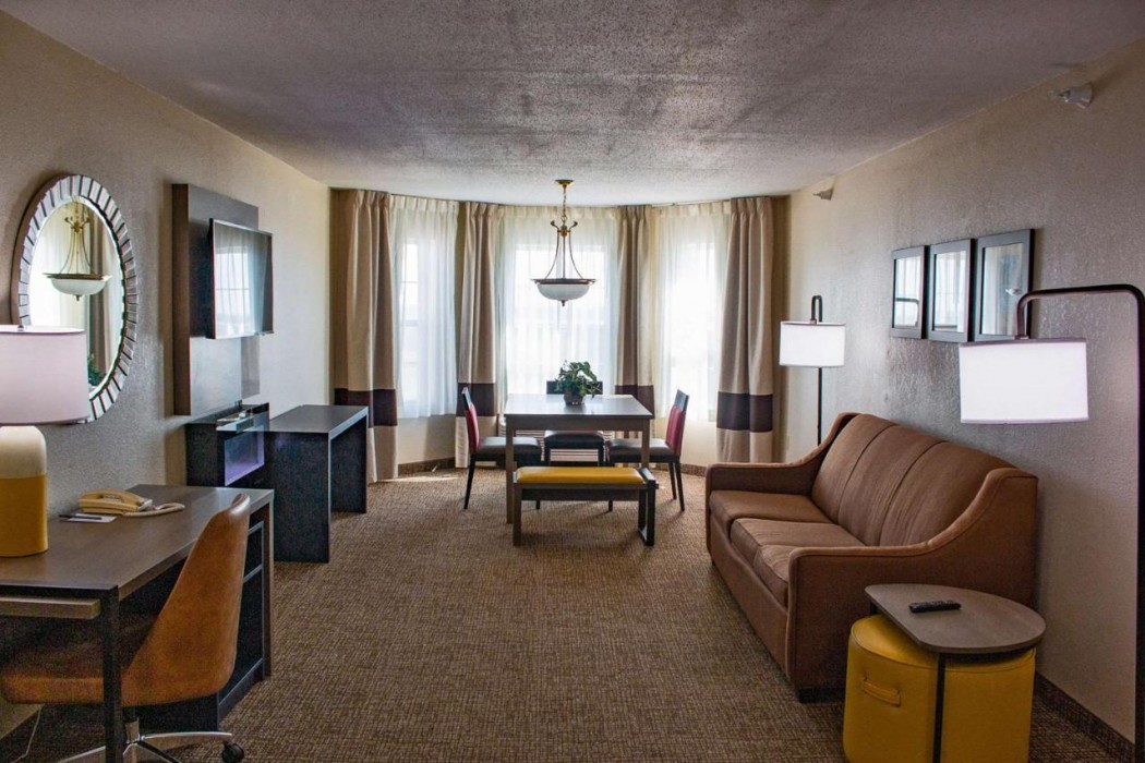 Comfort Inn & Suites Geneva - West Chicago 17/32