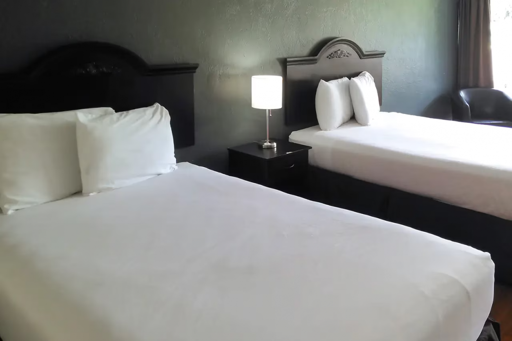 Econo Lodge Ormond Beach North - Daytona 11/28