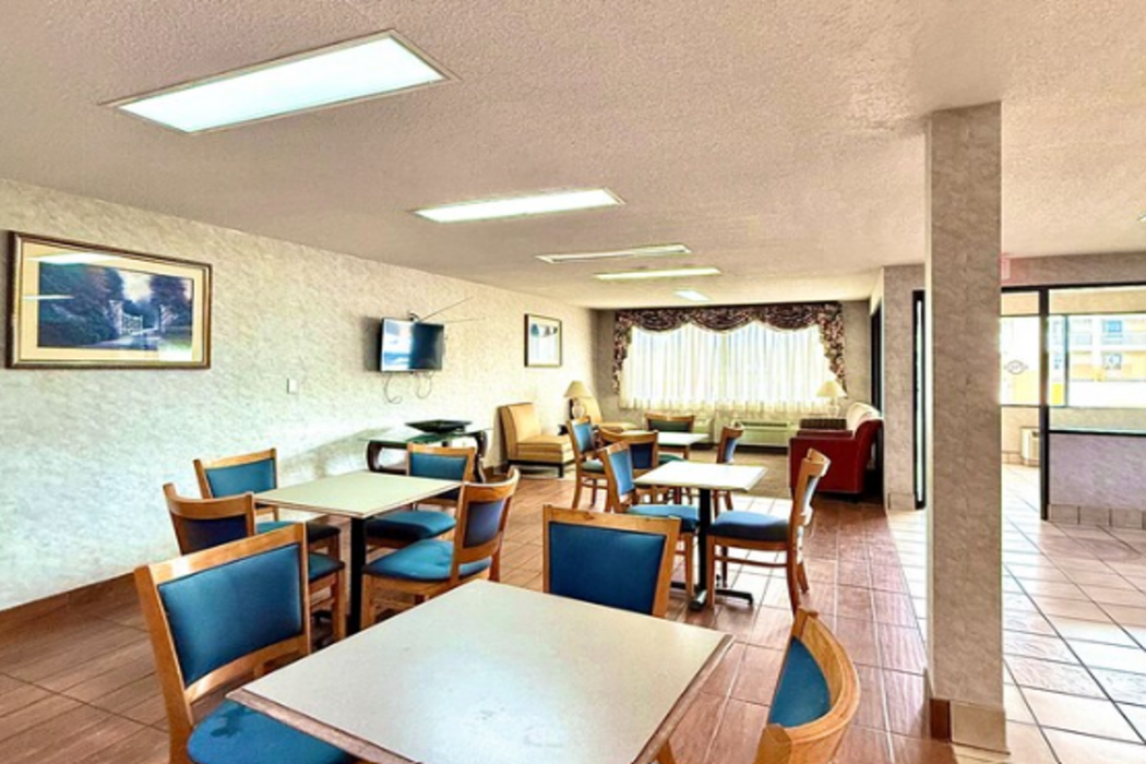 Magnolia Inn Townhouse Hattiesburg MS I-59 36/60