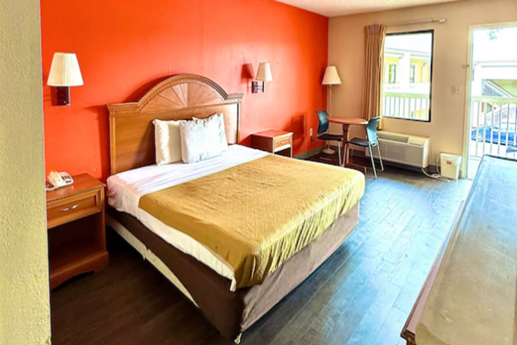 Magnolia Inn Townhouse Hattiesburg MS I-59 18/60