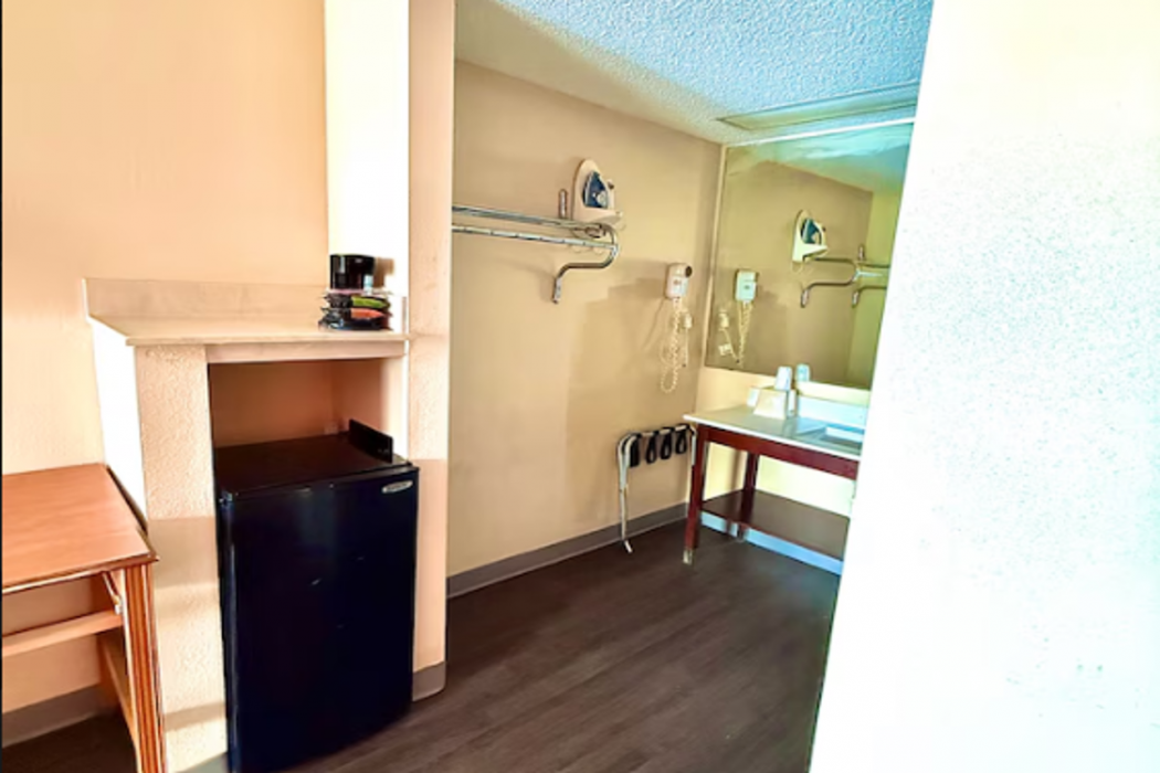 Magnolia Inn Townhouse Hattiesburg MS I-59 22/60