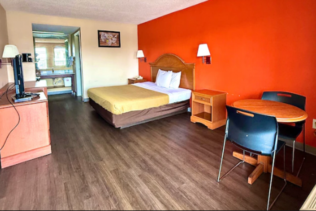 Magnolia Inn Townhouse Hattiesburg MS I-59 19/60