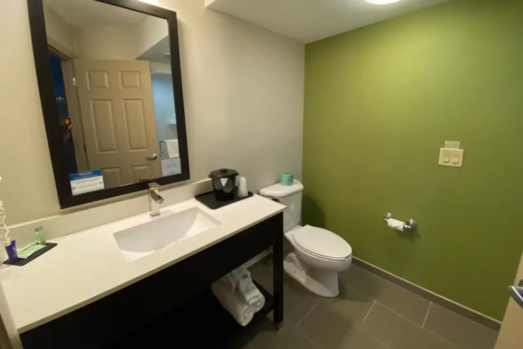 Sleep Inn & Suites Niantic North 7/36