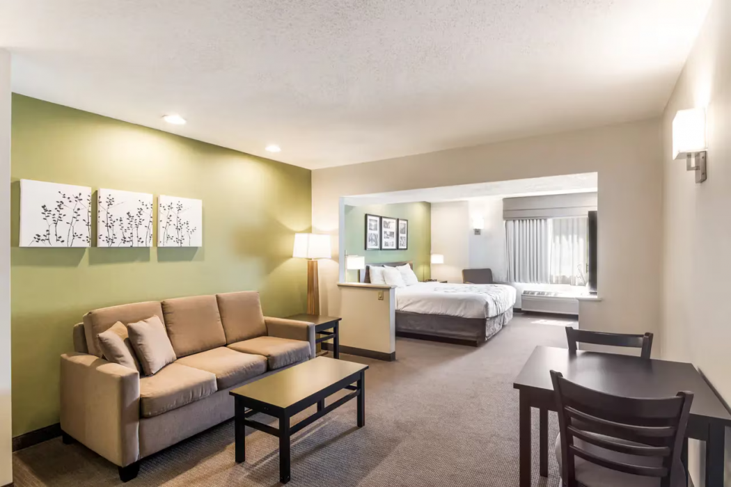 Sleep Inn & Suites Niantic North 9/36