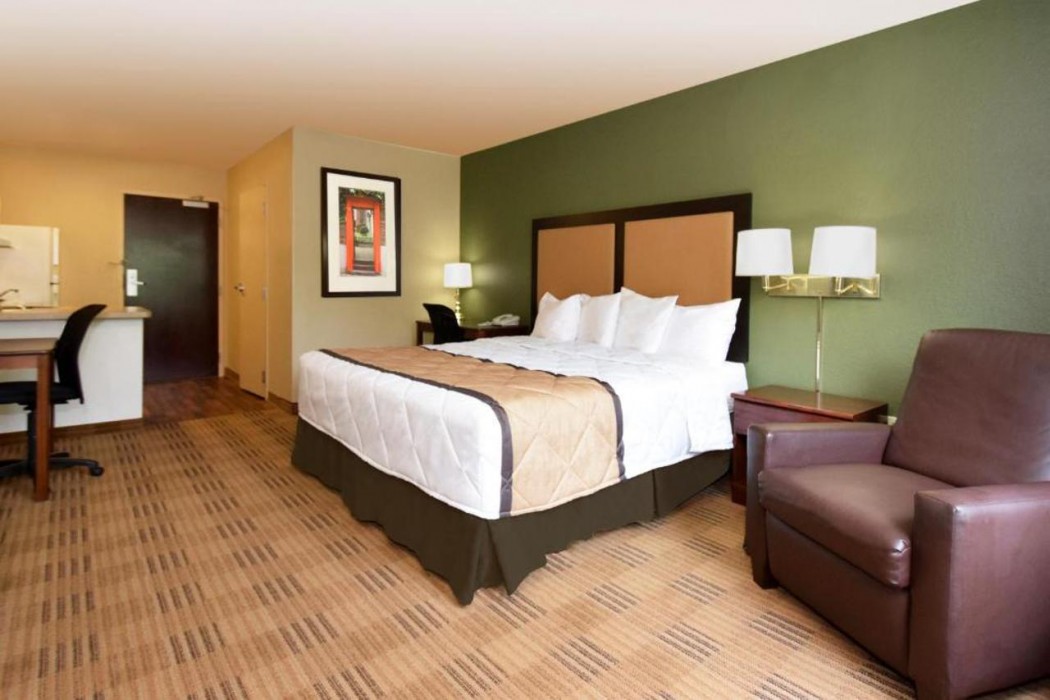 MainStay Suites Rochester South Mayo Clinic 7/25