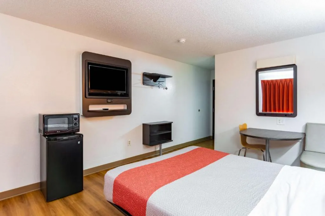 Motel6 Salisbury, MD 21/63