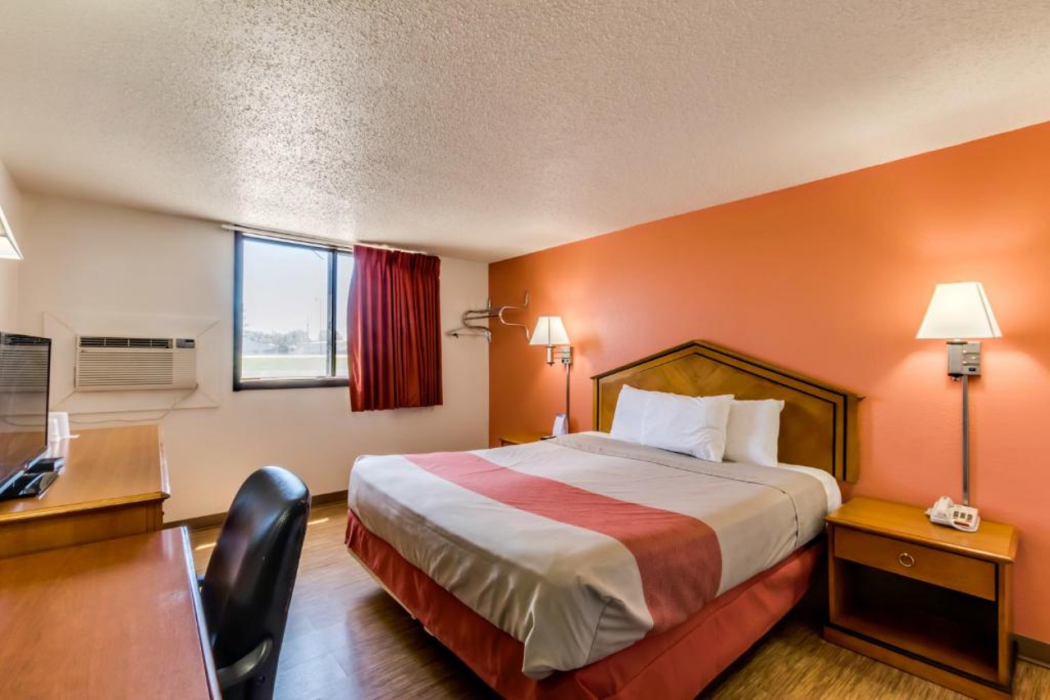 Motel6 Albert Lea, MN 19/59