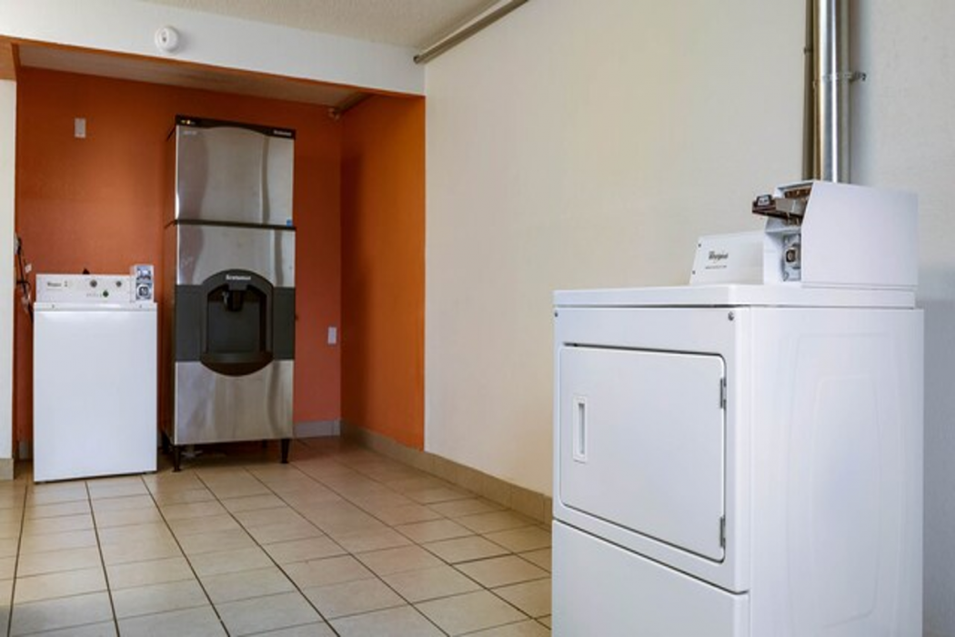 Motel6 Albert Lea, MN 31/59