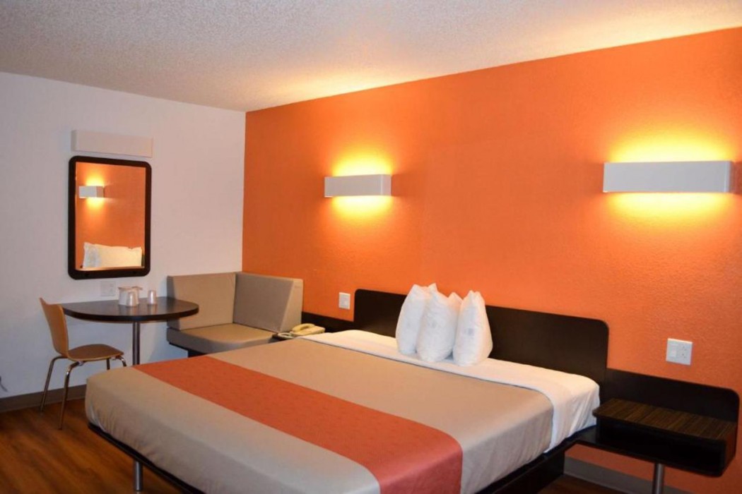 Motel6 Kingsland, GA - Kings Bay Naval Interstate 95 12/30