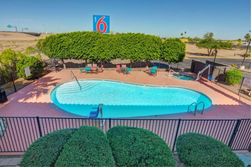 Americas Best Value Inn Apache Junction 40/56