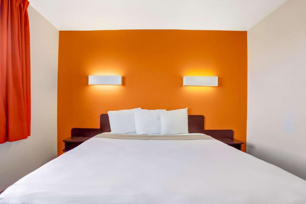 Americas Best Value Inn Apache Junction 15/56