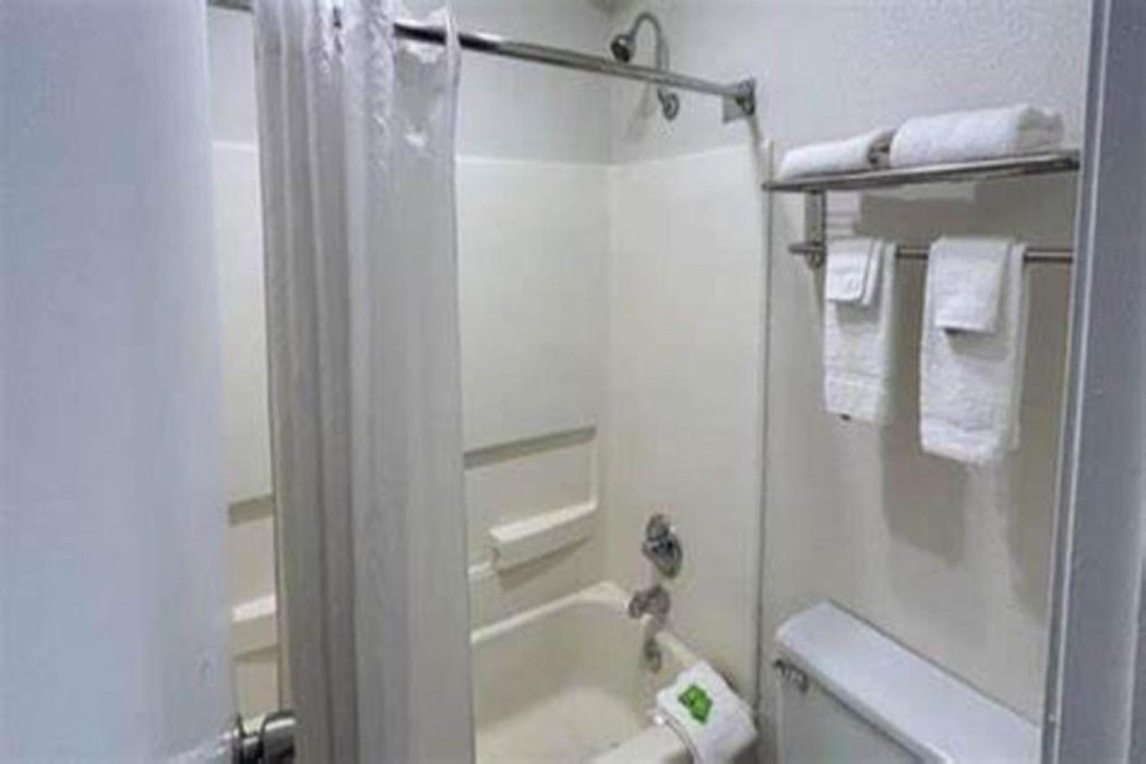 Studio6 Fort Worth, TX - West Medical Center 17/49