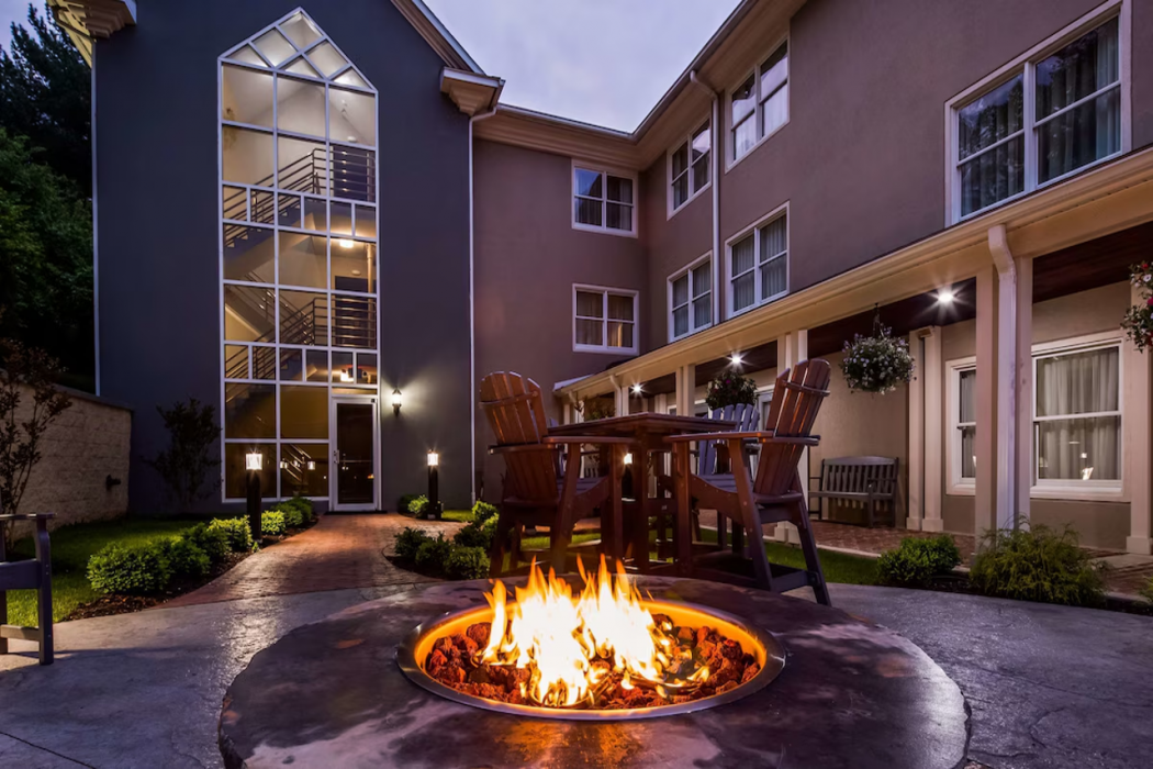 Inn at Mendenhall 24/34