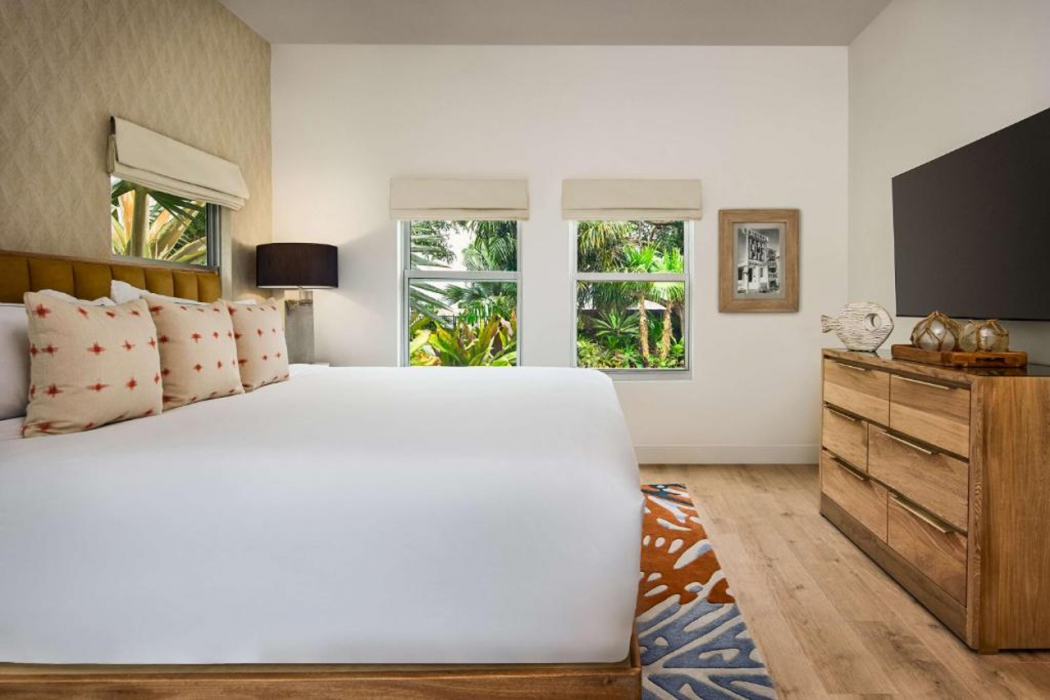 Faro Blanco Resort Marathon Florida Keys, Curio by Hilton 8/39