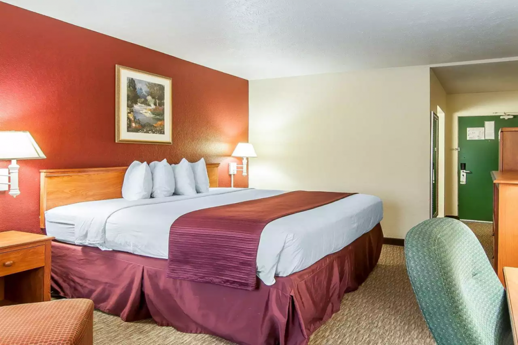 Quality Inn Downtown Convention Center 15/26