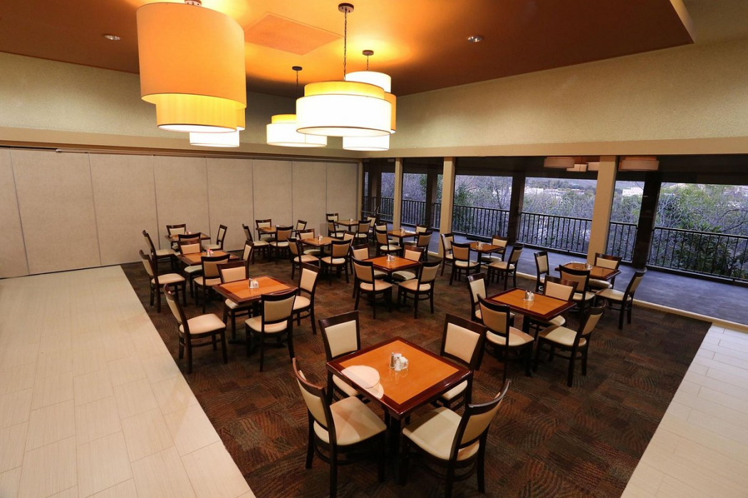 Kellogg West Conference Center &amp; Hotel 20/32