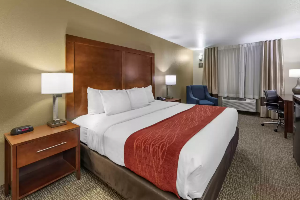 Comfort Inn Fontana, CA 8/26