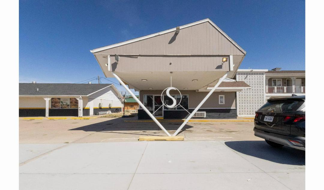 Circle S Motel Cozad I-80 6/60
