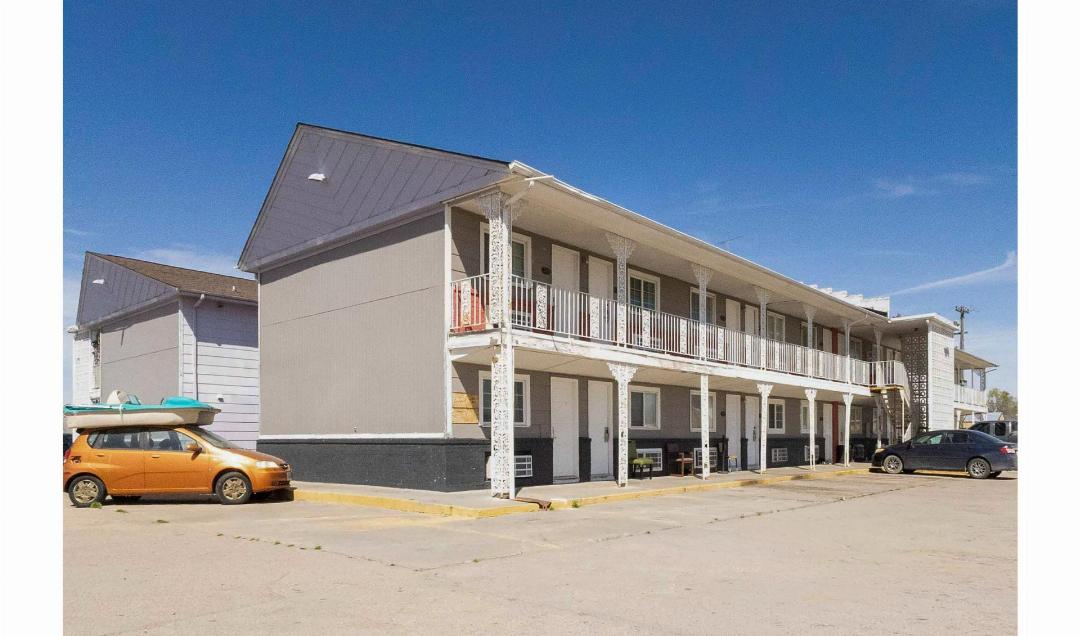 Circle S Motel Cozad I-80 9/60