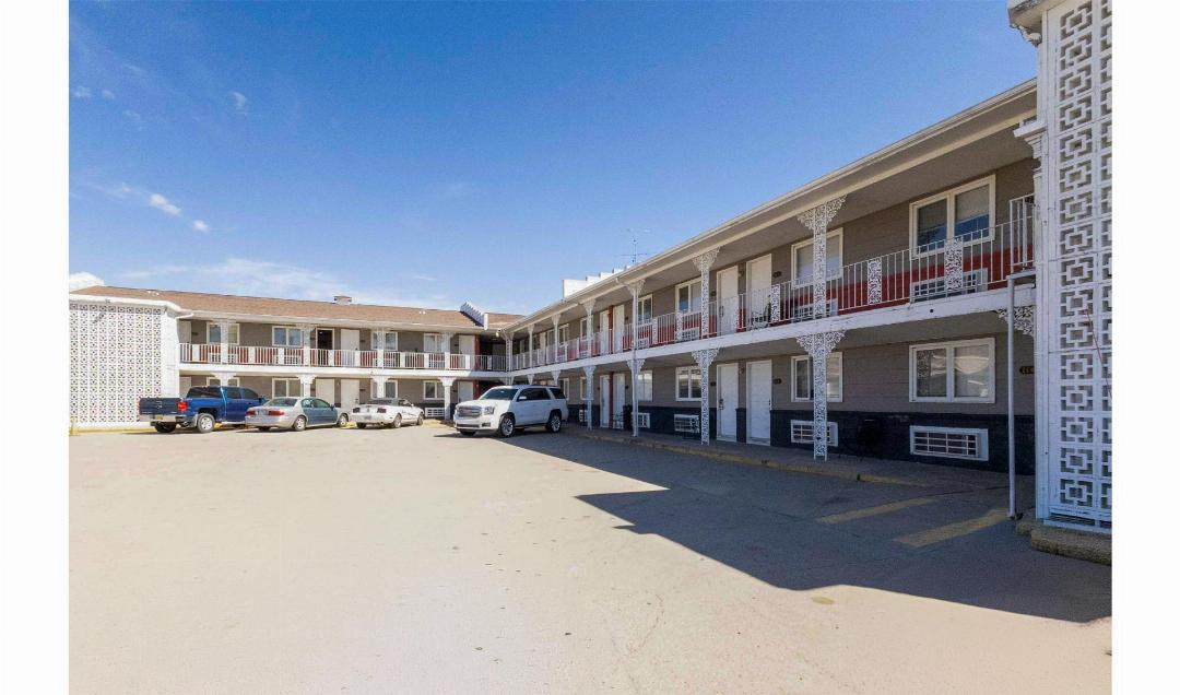Circle S Motel Cozad I-80 8/60