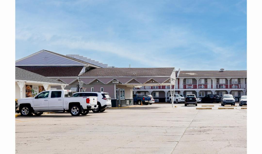 Circle S Motel Cozad I-80 7/60