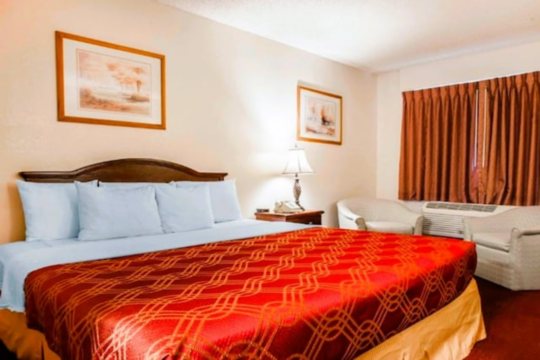 Inn at Lake Washington By OYO I-405 20/27