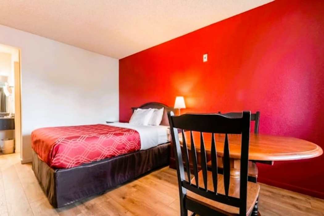 Inn at Lake Washington By OYO I-405 18/27