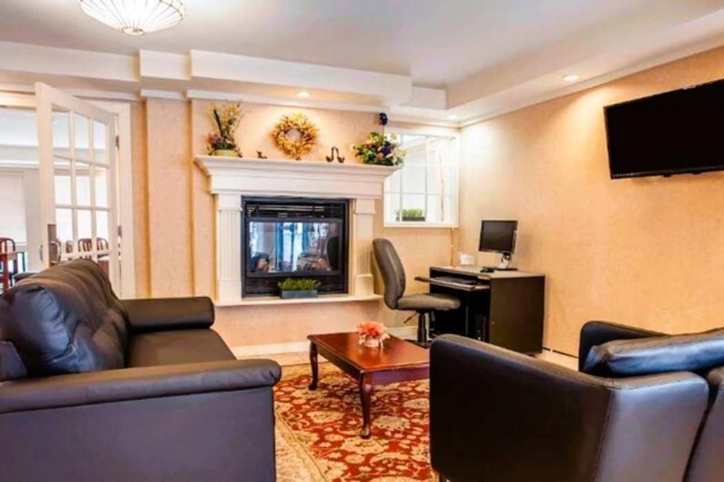 Inn at Lake Washington By OYO I-405 11/27