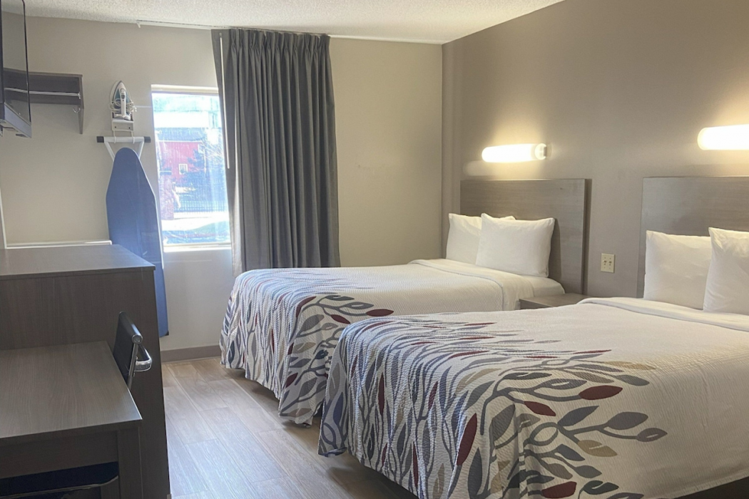 Red Roof Inn Johnstown 14/27