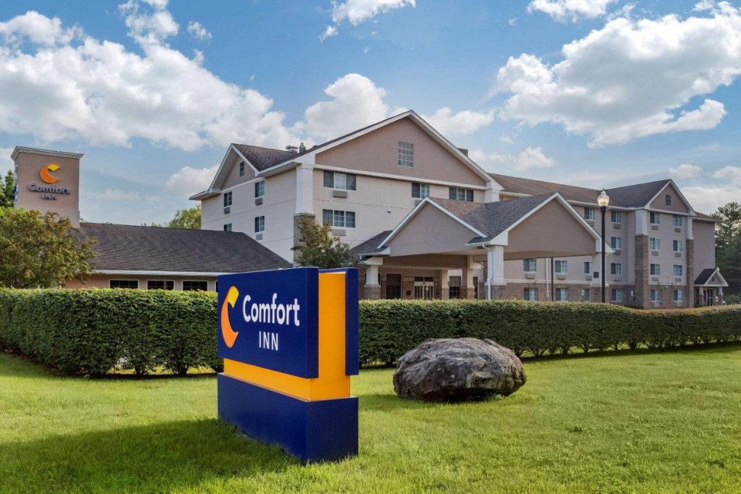 Comfort Inn Griswold, CT 3/31