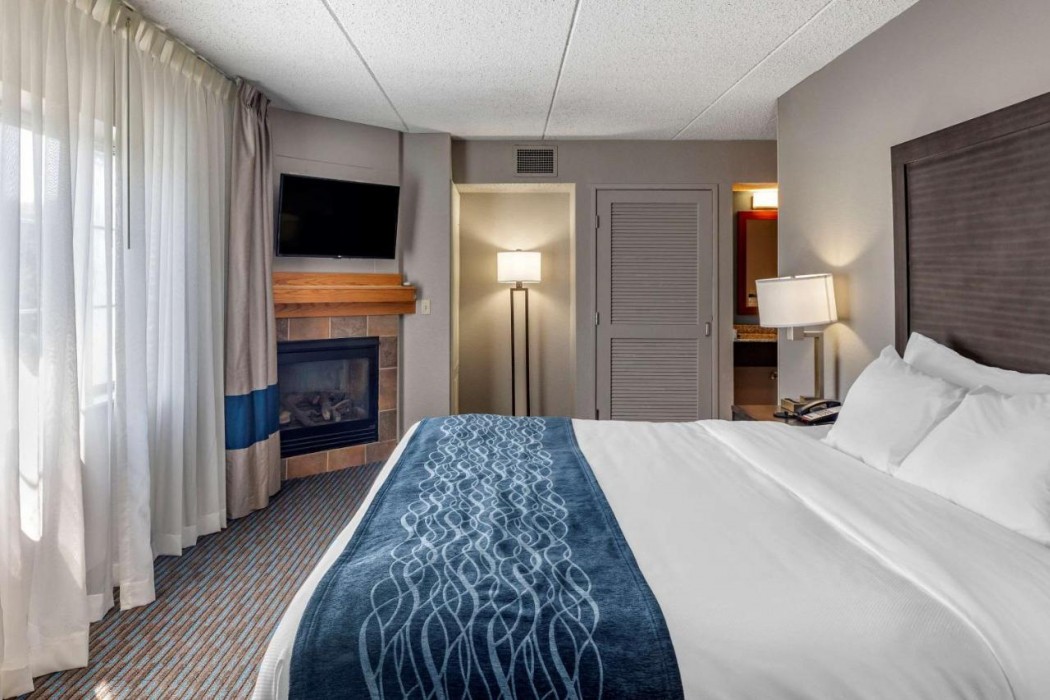 Comfort Inn Griswold, CT 8/31