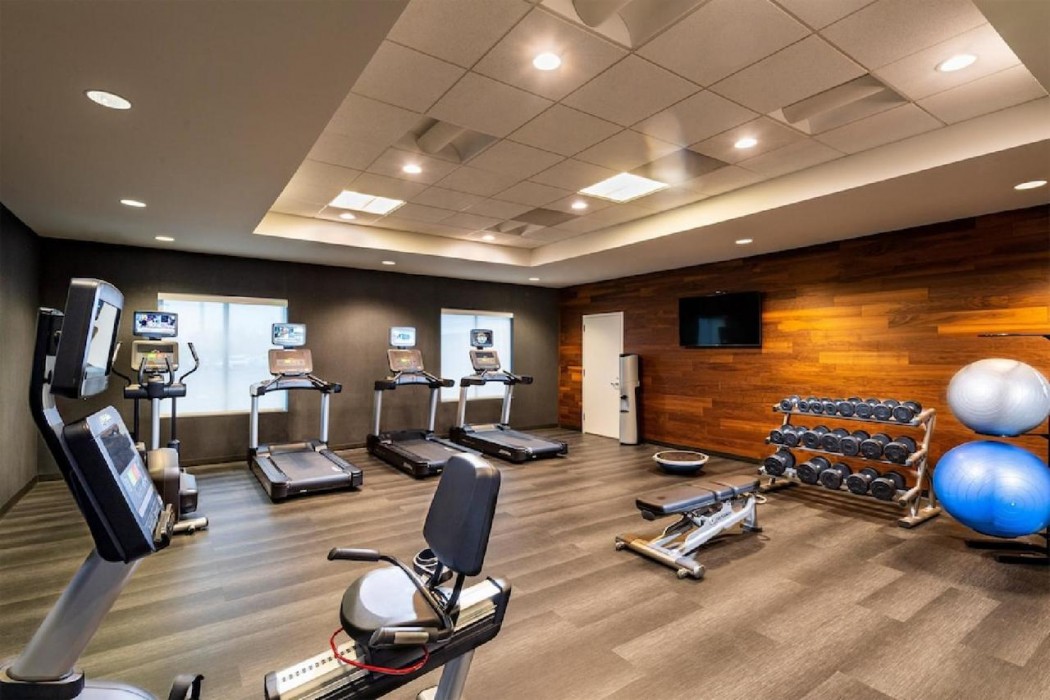 Radisson Hotel Fairview Heights - St. Louis 16/33