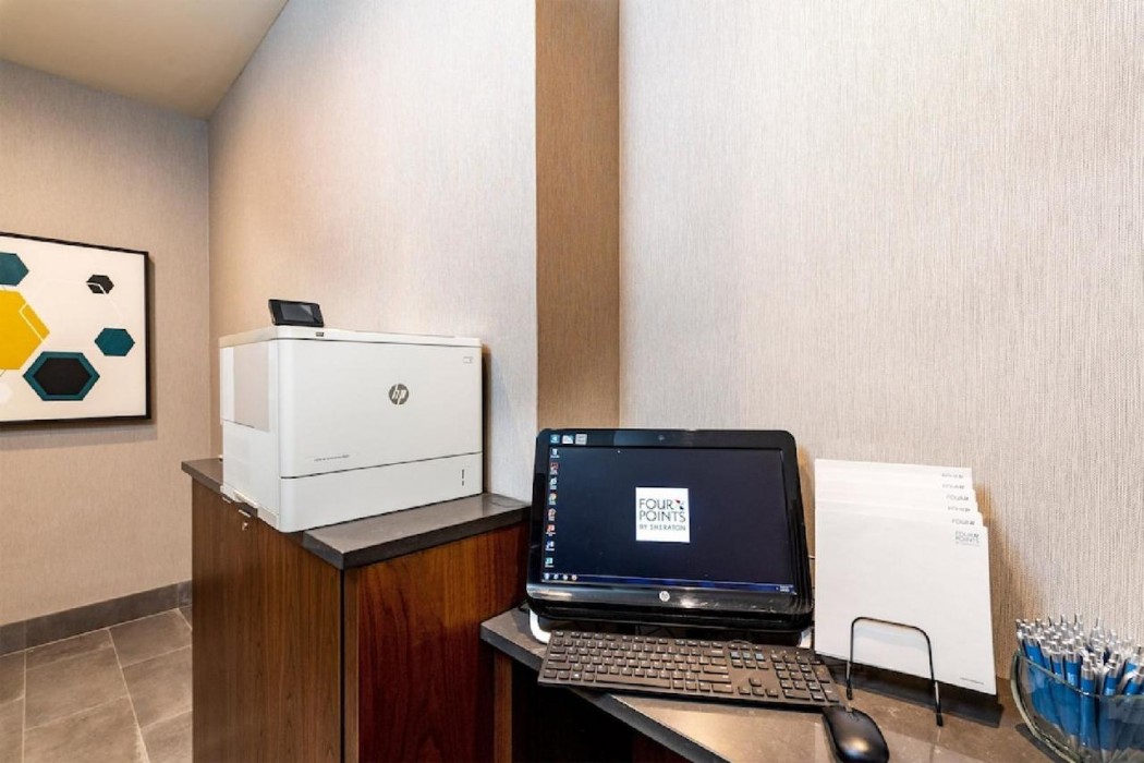 Radisson Hotel Fairview Heights - St. Louis 14/33