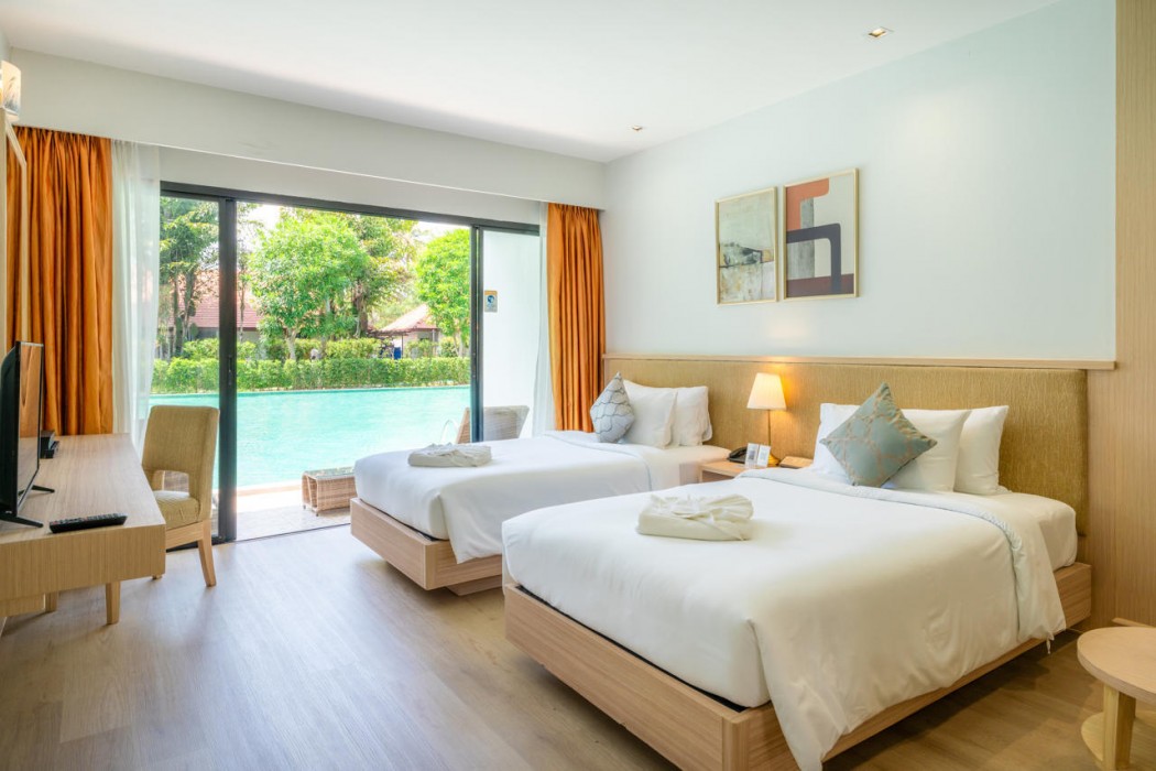 Estella Phuket Mai Khao Beach Resort 18/66