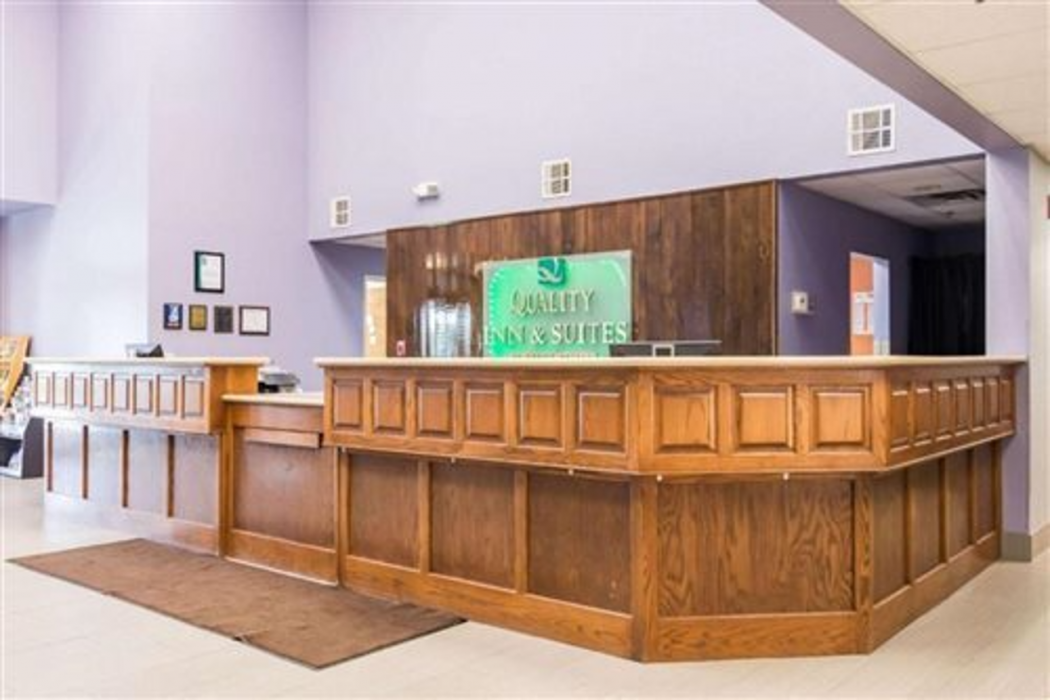Quality Inn & Suites Alma I-40 2/26