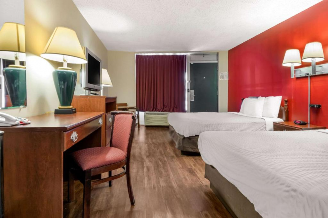 Econo Lodge Cortland Downtown NY 9/30