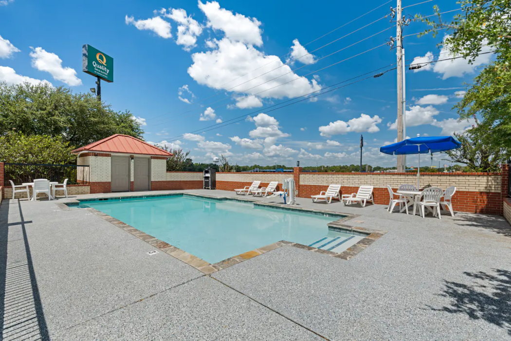 Quality Inn & Suites New Boston - Texarkana West 32/61