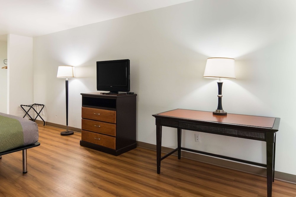 Motel6 Ennis, TX 40/66