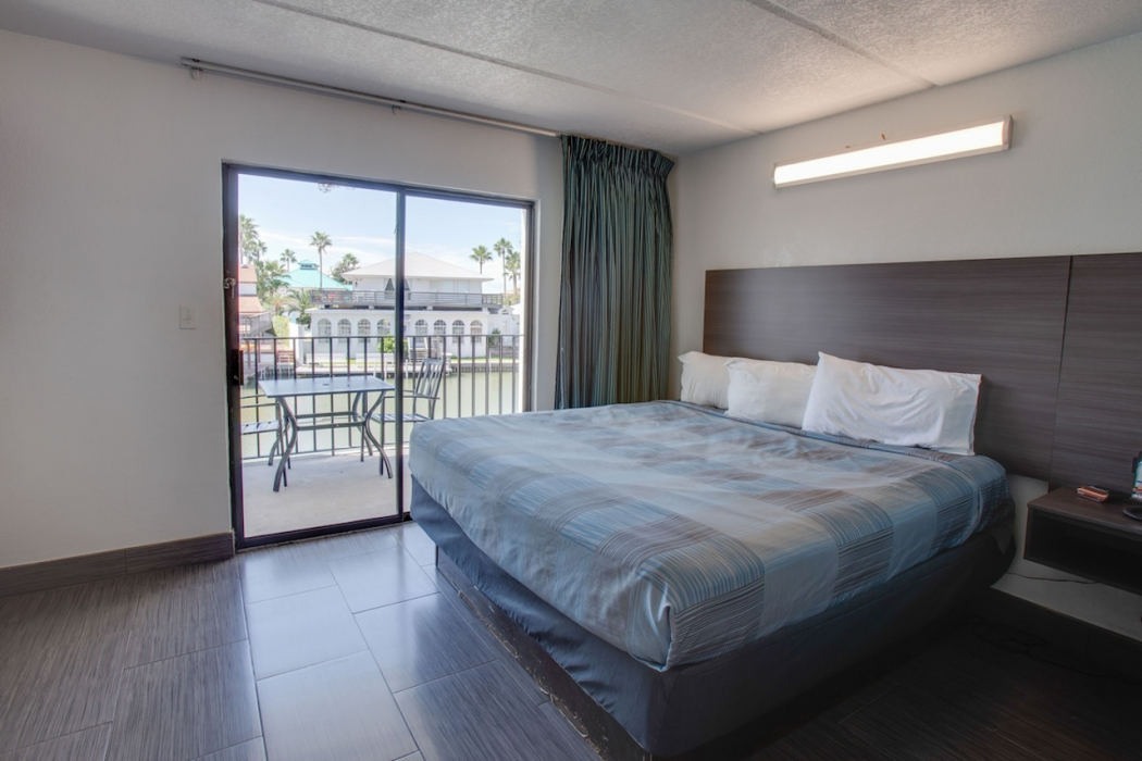 WindWater Hotel & Marina 22/66