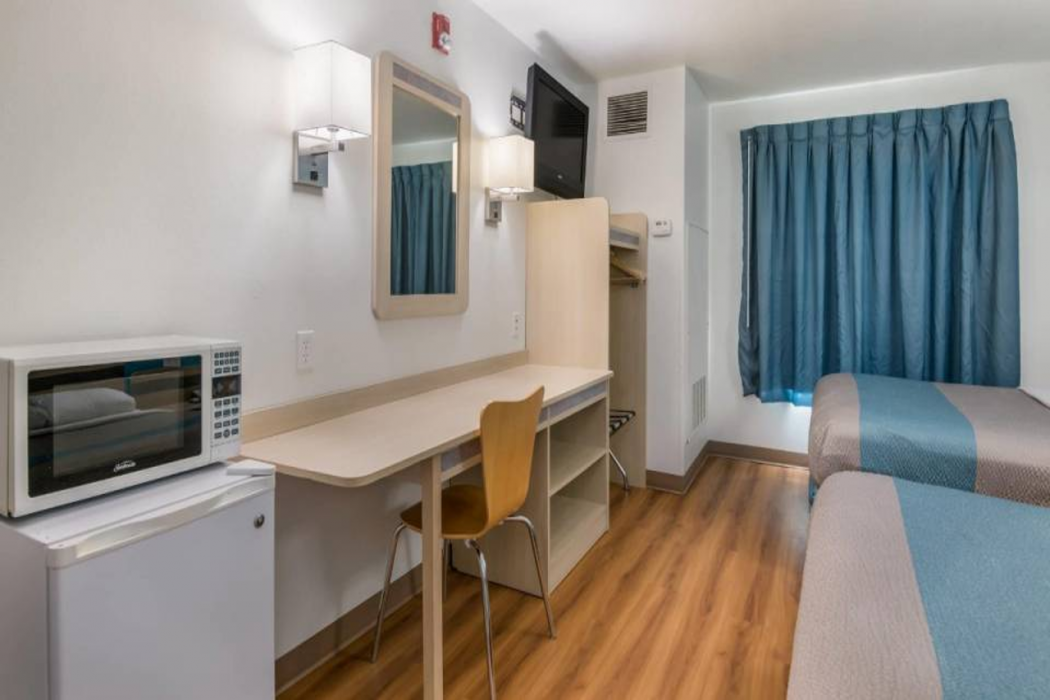 Motel6 Roswell, NM 6/45