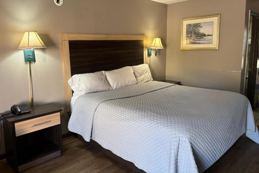 American Inn by Hotel O Selma US 80 10/30