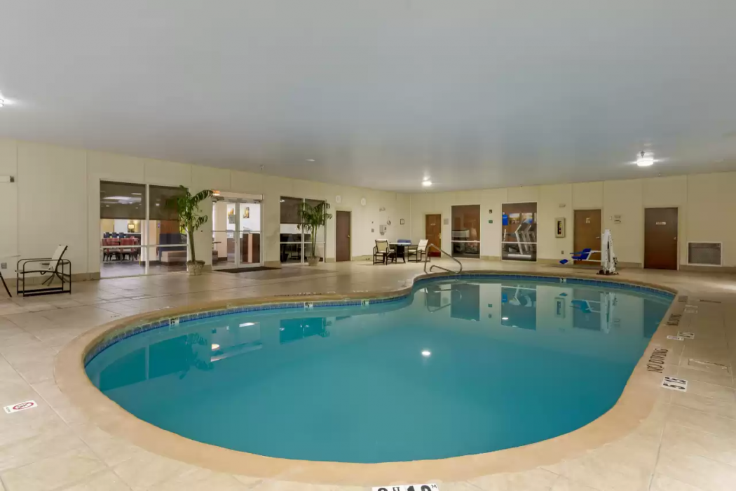 Comfort Suites Milledgeville 19/37