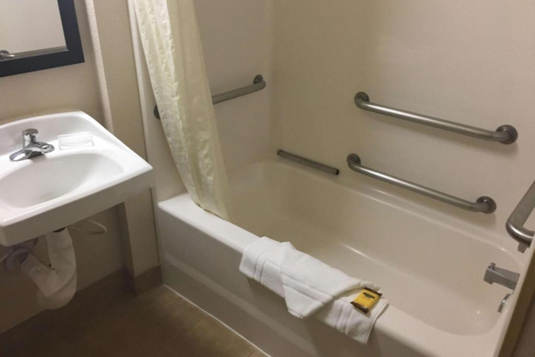 Best Western Plus Gateway Inn & Suites 19/34