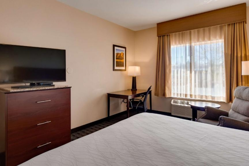 Best Western Plus Gateway Inn & Suites 15/34