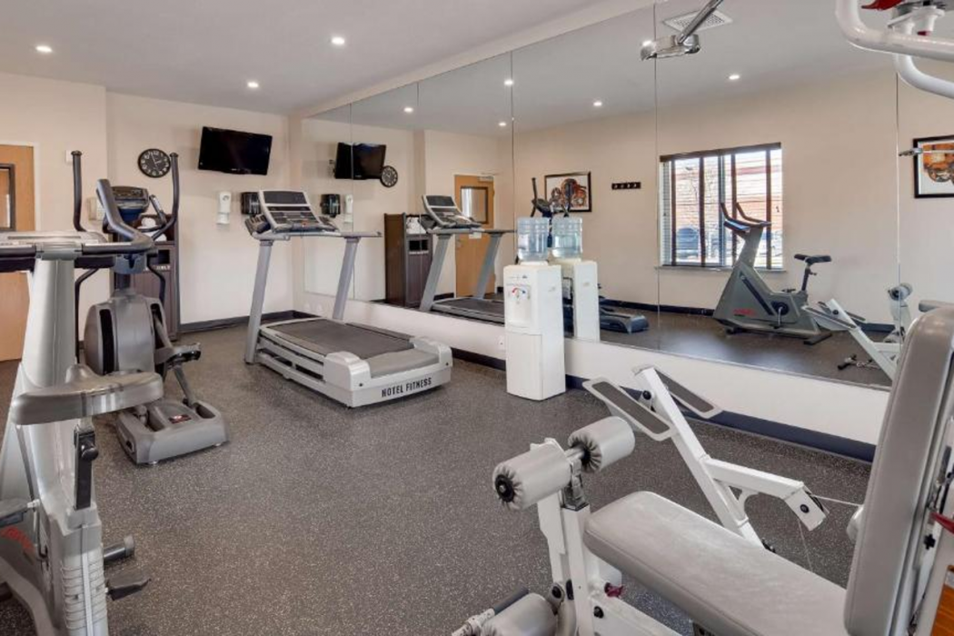 Best Western Plus Gateway Inn & Suites 21/34