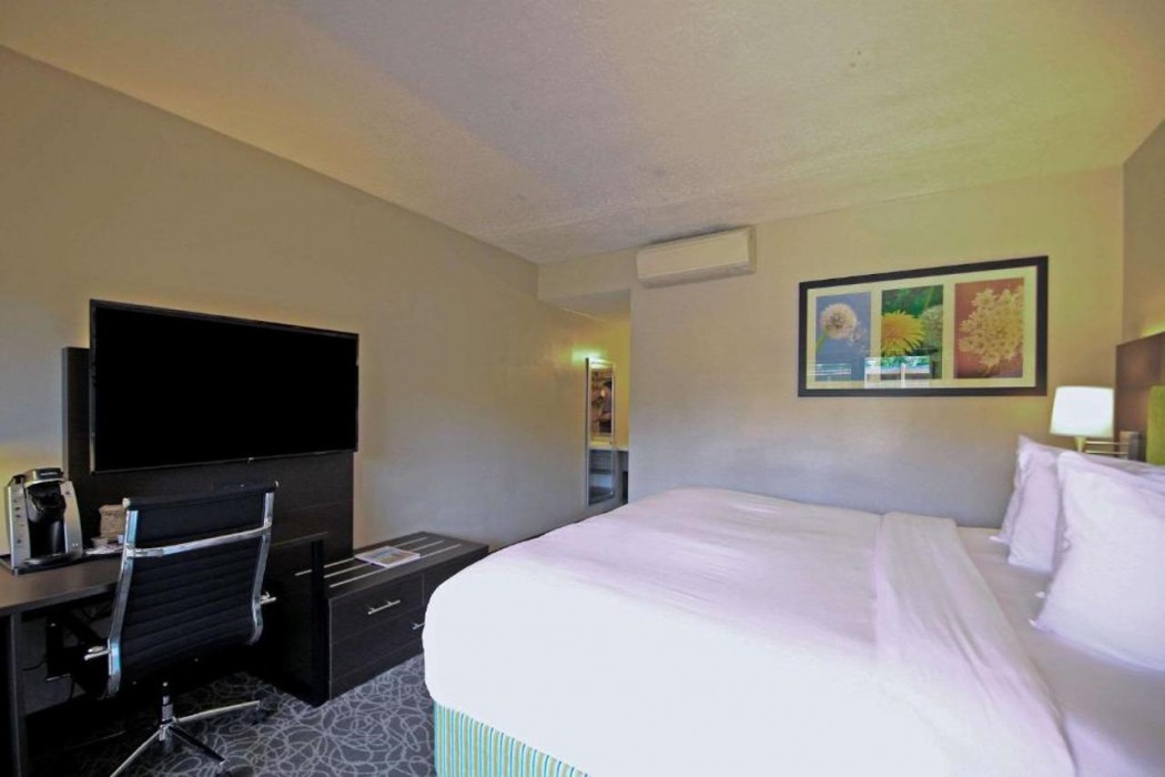 El Sendero Inn, Ascend Hotel Collection 15/65