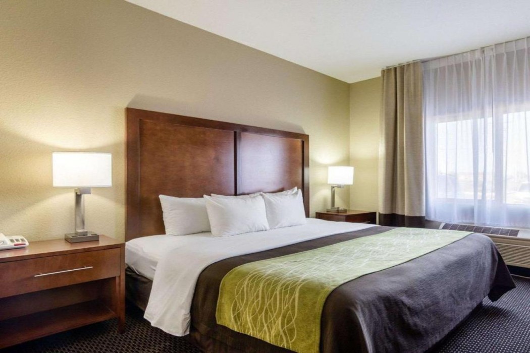 Comfort Inn Garden City 9/19