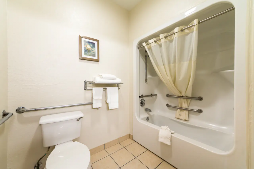 Quality Suites San Antonio 11/34