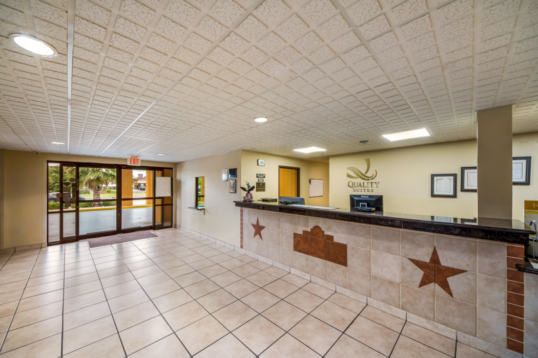 Quality Suites San Antonio photo5