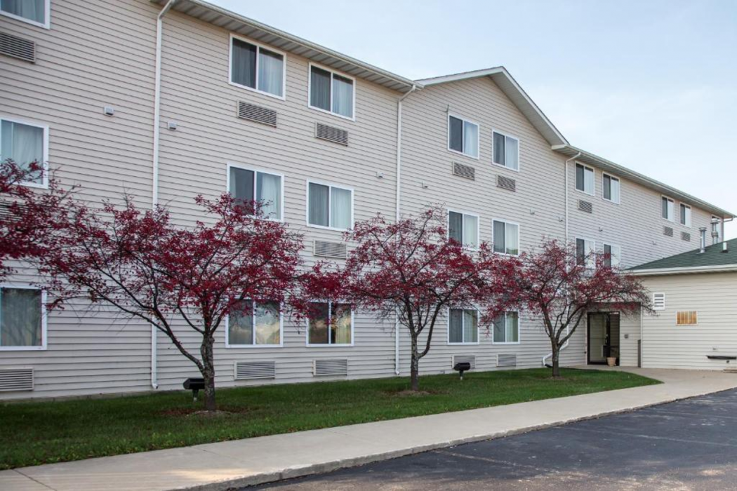 Quality Inn & Suites Loves Park Near Rockford 3/35